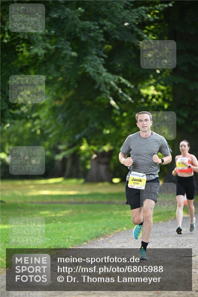 25.08.2024 - 20. Blankeneser Heldenlauf Dr. Thomas Lammeyer http://msf.ph/oto/6805988 25.08.2024 10:09:15 Laufen 6399 meine-sportfotos.de