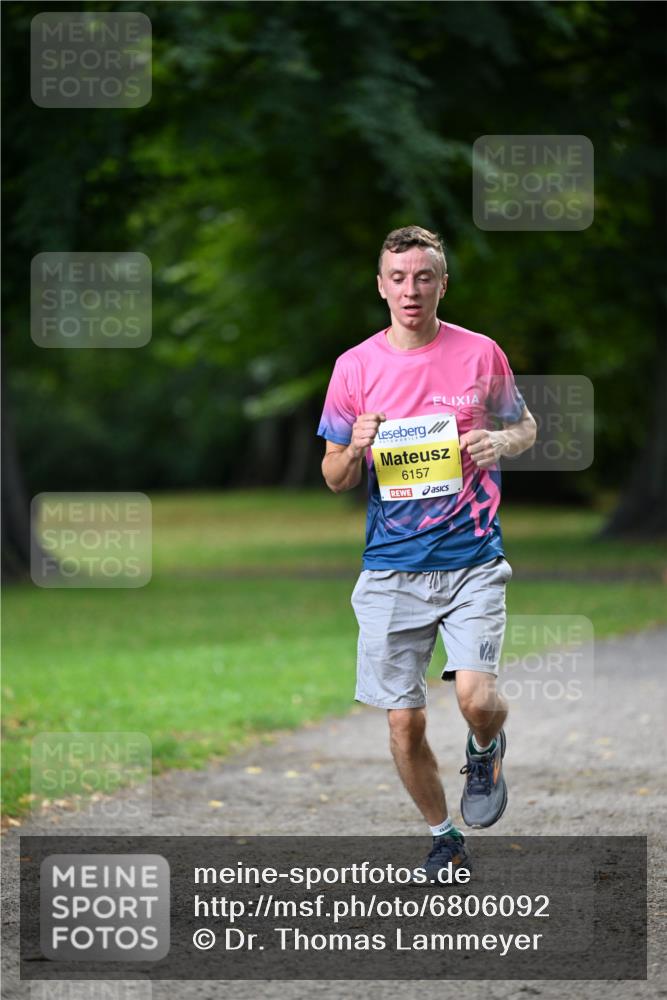 25.08.2024 - 20. Blankeneser Heldenlauf Dr. Thomas Lammeyer http://msf.ph/oto/6806092 25.08.2024 10:10:02 Laufen 6157 meine-sportfotos.de