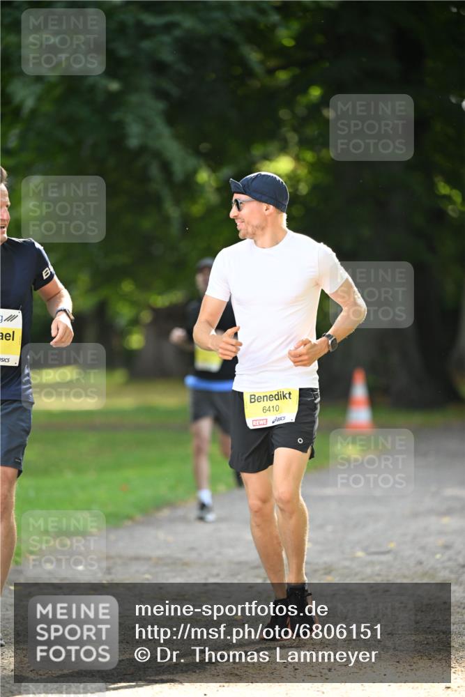 25.08.2024 - 20. Blankeneser Heldenlauf Dr. Thomas Lammeyer http://msf.ph/oto/6806151 25.08.2024 10:10:48 Laufen 6410 meine-sportfotos.de