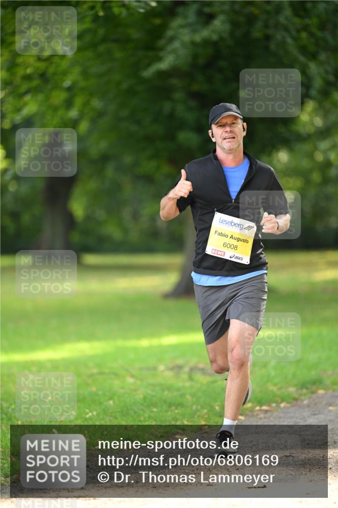 25.08.2024 - 20. Blankeneser Heldenlauf Dr. Thomas Lammeyer http://msf.ph/oto/6806169 25.08.2024 10:10:52 Laufen 6008 meine-sportfotos.de