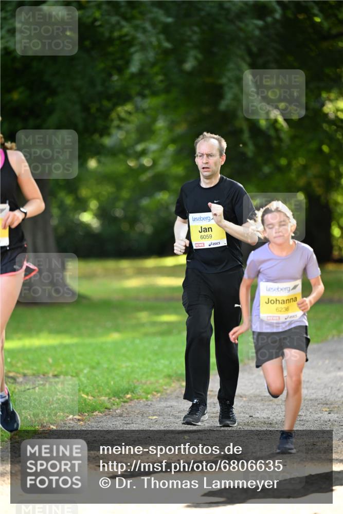 25.08.2024 - 20. Blankeneser Heldenlauf Dr. Thomas Lammeyer http://msf.ph/oto/6806635 25.08.2024 10:14:04 Laufen 6059, 6236 meine-sportfotos.de