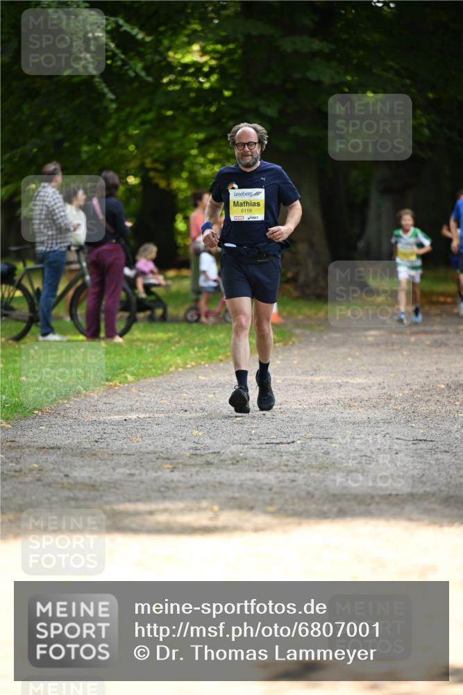 25.08.2024 - 20. Blankeneser Heldenlauf Dr. Thomas Lammeyer http://msf.ph/oto/6807001 25.08.2024 10:15:50 Laufen 6119 meine-sportfotos.de