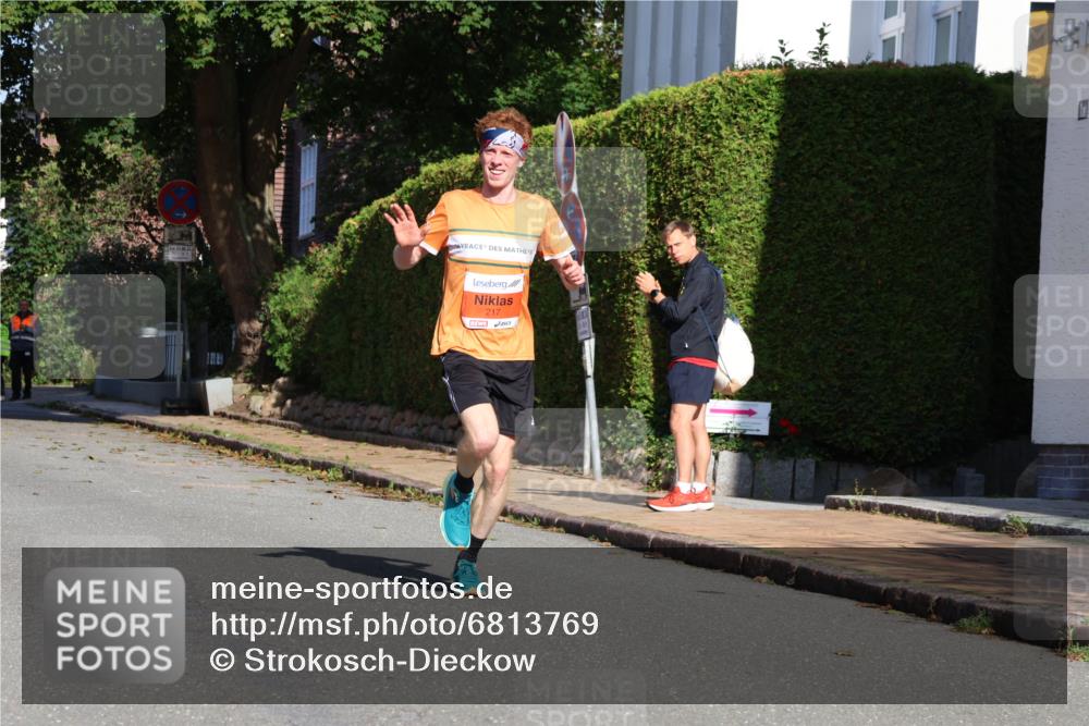 25.08.2024 - 20. Blankeneser Heldenlauf Strokosch-Dieckow http://msf.ph/oto/6813769 25.08.2024 09:29:10 Ziel 217 meine-sportfotos.de