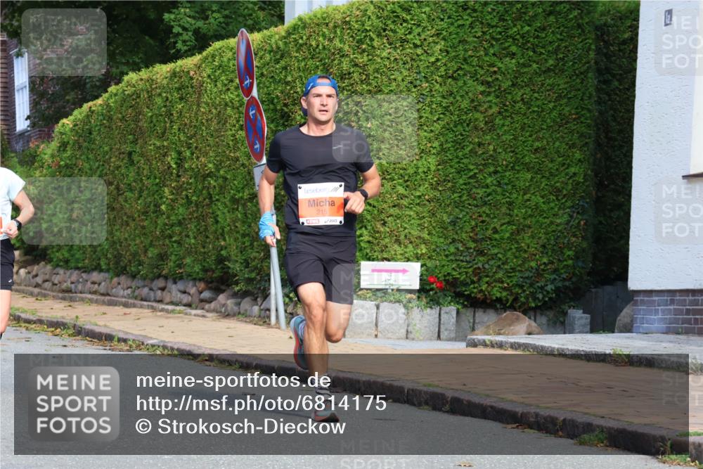 25.08.2024 - 20. Blankeneser Heldenlauf Strokosch-Dieckow http://msf.ph/oto/6814175 25.08.2024 09:36:06 Ziel 214, 215 meine-sportfotos.de