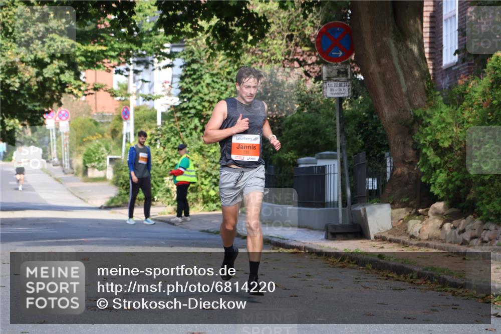 25.08.2024 - 20. Blankeneser Heldenlauf Strokosch-Dieckow http://msf.ph/oto/6814220 25.08.2024 09:36:18 Ziel 151 meine-sportfotos.de