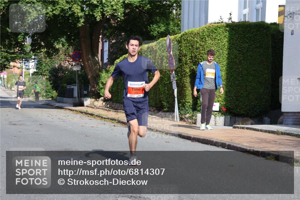 25.08.2024 - 20. Blankeneser Heldenlauf Strokosch-Dieckow http://msf.ph/oto/6814307 25.08.2024 09:36:56 Ziel 228, 256 meine-sportfotos.de