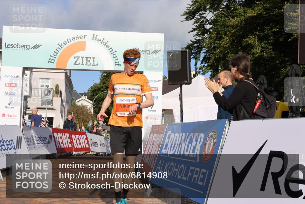 25.08.2024 - 20. Blankeneser Heldenlauf Strokosch-Dieckow http://msf.ph/oto/6814908 25.08.2024 09:29:27 Ziel 217 meine-sportfotos.de