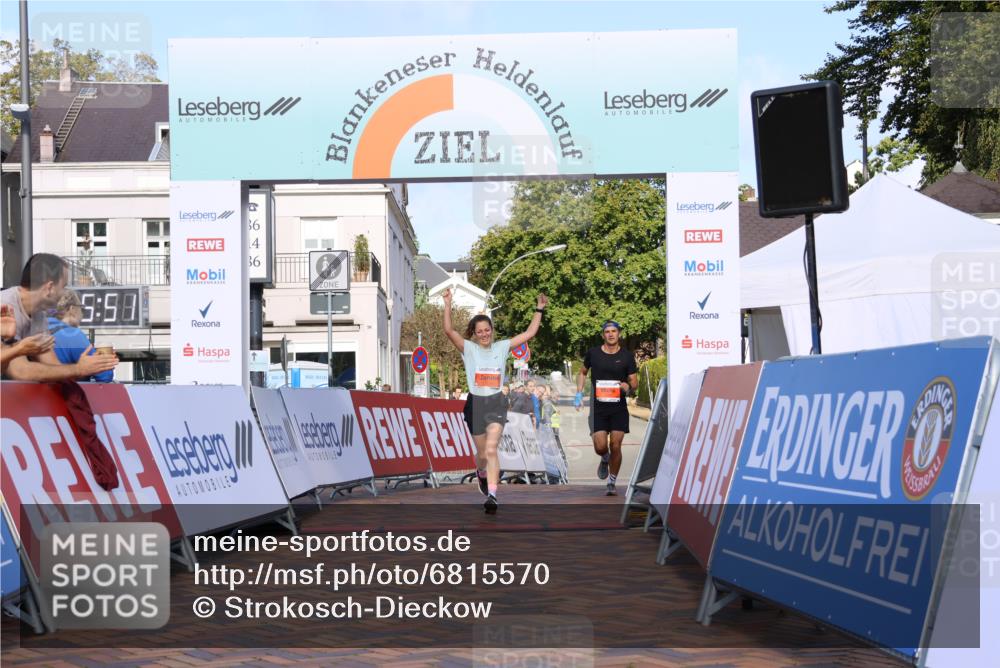 25.08.2024 - 20. Blankeneser Heldenlauf Strokosch-Dieckow http://msf.ph/oto/6815570 25.08.2024 09:36:24 Ziel 210, 214, 215 meine-sportfotos.de
