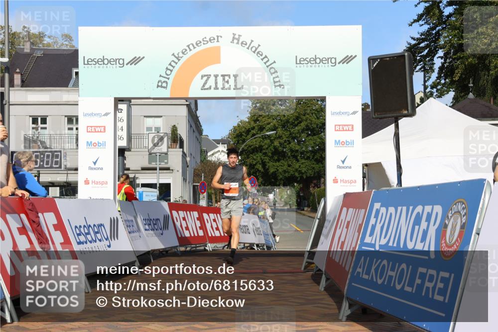 25.08.2024 - 20. Blankeneser Heldenlauf Strokosch-Dieckow http://msf.ph/oto/6815633 25.08.2024 09:36:36 Ziel 151 meine-sportfotos.de