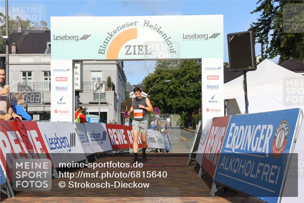 25.08.2024 - 20. Blankeneser Heldenlauf Strokosch-Dieckow http://msf.ph/oto/6815640 25.08.2024 09:36:36 Ziel 151 meine-sportfotos.de