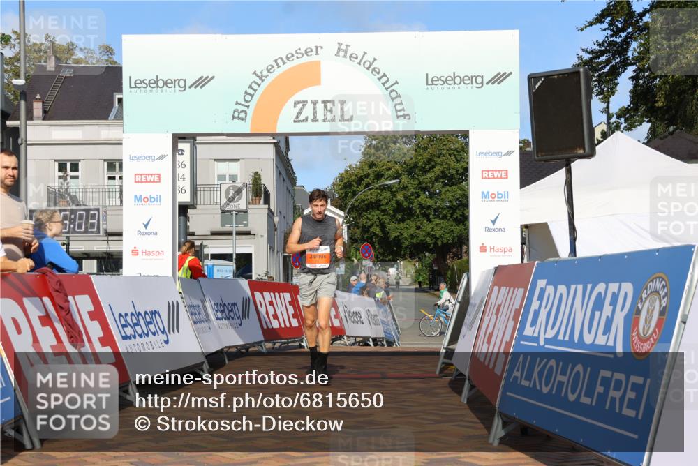 25.08.2024 - 20. Blankeneser Heldenlauf Strokosch-Dieckow http://msf.ph/oto/6815650 25.08.2024 09:36:37 Ziel 151 meine-sportfotos.de