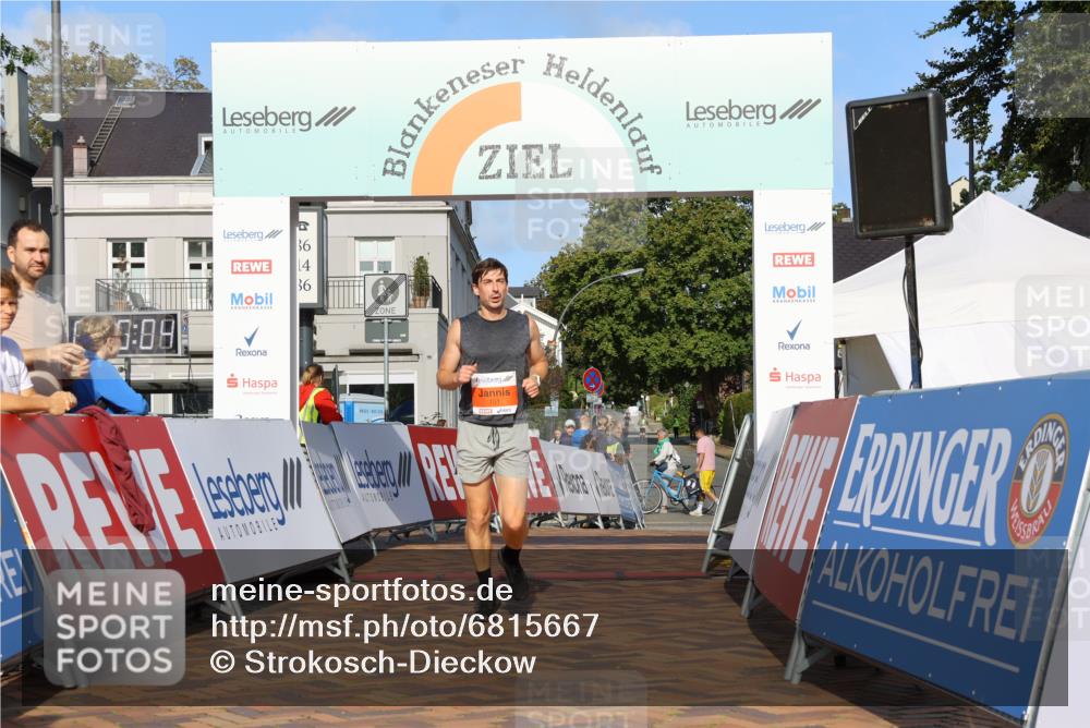 25.08.2024 - 20. Blankeneser Heldenlauf Strokosch-Dieckow http://msf.ph/oto/6815667 25.08.2024 09:36:37 Ziel 151 meine-sportfotos.de