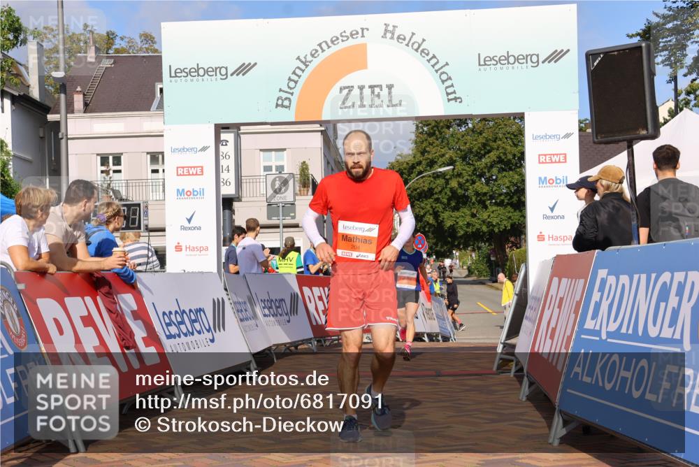 25.08.2024 - 20. Blankeneser Heldenlauf Strokosch-Dieckow http://msf.ph/oto/6817091 25.08.2024 09:41:04 Ziel 137, 204, 244 meine-sportfotos.de