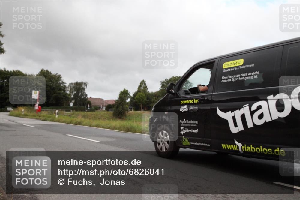 25.08.2024 - Elbe Triathlon Hamburg Fuchs,  Jonas http://msf.ph/oto/6826041 25.08.2024 08:20:35 Radfahren  meine-sportfotos.de