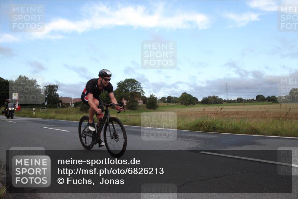 25.08.2024 - Elbe Triathlon Hamburg Fuchs,  Jonas http://msf.ph/oto/6826213 25.08.2024 08:42:55 Radfahren 48, 61, 52 meine-sportfotos.de