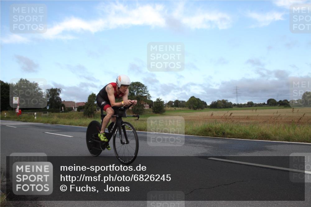 25.08.2024 - Elbe Triathlon Hamburg Fuchs,  Jonas http://msf.ph/oto/6826245 25.08.2024 08:43:17 Radfahren 35, 94, 64, 86, 33, 58 meine-sportfotos.de