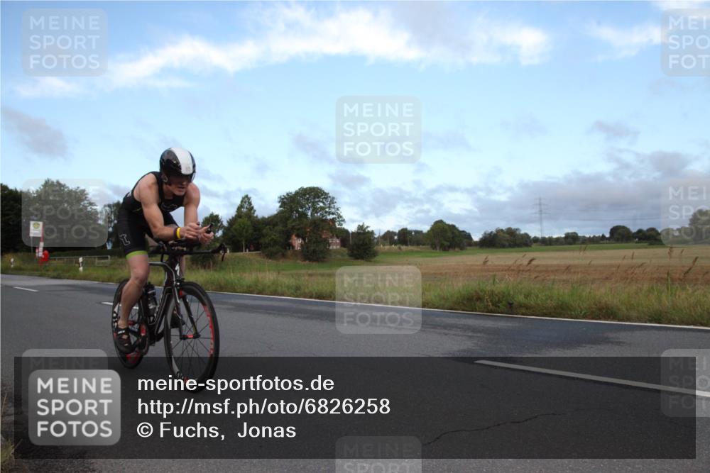 25.08.2024 - Elbe Triathlon Hamburg Fuchs,  Jonas http://msf.ph/oto/6826258 25.08.2024 08:43:35 Radfahren 69, 83 meine-sportfotos.de