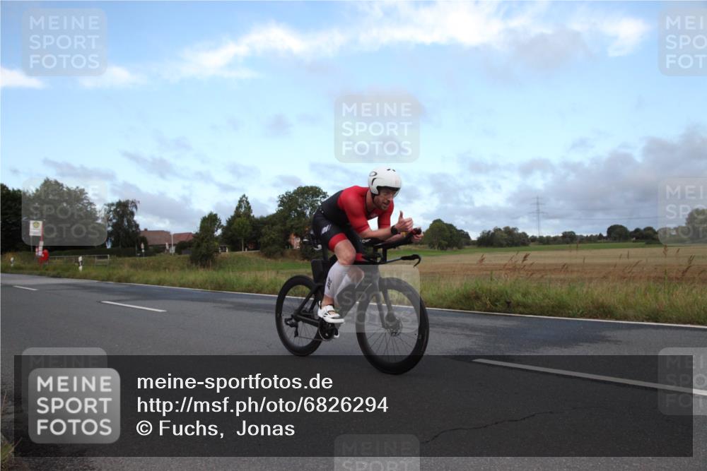 25.08.2024 - Elbe Triathlon Hamburg Fuchs,  Jonas http://msf.ph/oto/6826294 25.08.2024 08:44:48 Radfahren 87, 70, 43 meine-sportfotos.de