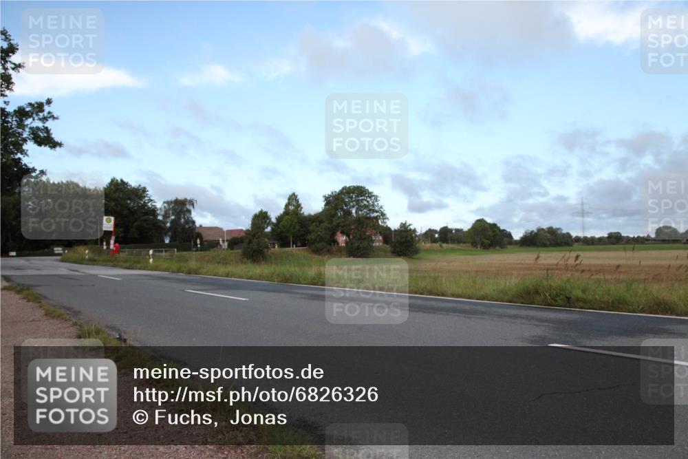 25.08.2024 - Elbe Triathlon Hamburg Fuchs,  Jonas http://msf.ph/oto/6826326 25.08.2024 08:45:37 Radfahren  meine-sportfotos.de