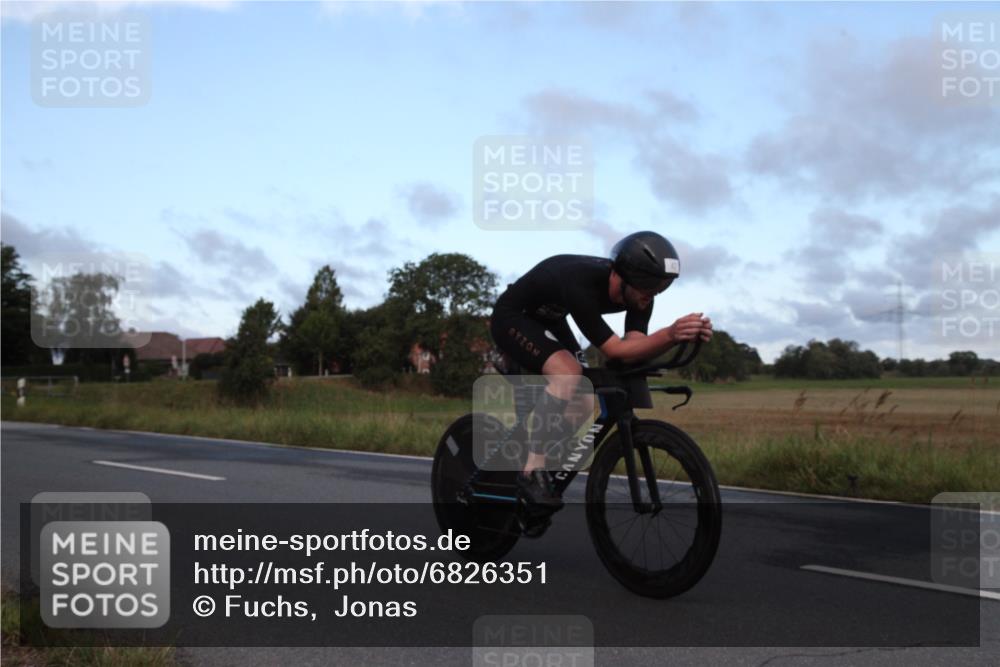 25.08.2024 - Elbe Triathlon Hamburg Fuchs,  Jonas http://msf.ph/oto/6826351 25.08.2024 08:47:35 Radfahren 47, 66 meine-sportfotos.de