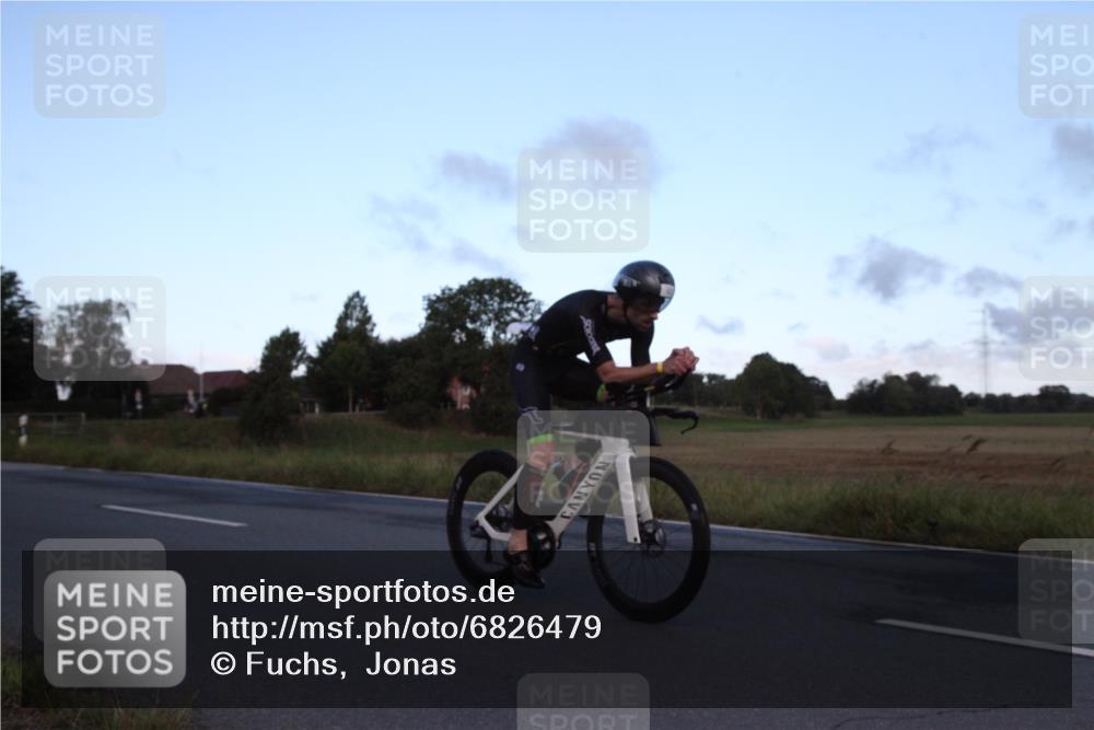 25.08.2024 - Elbe Triathlon Hamburg Fuchs,  Jonas http://msf.ph/oto/6826479 25.08.2024 08:53:41 Radfahren 50, 40, 161 meine-sportfotos.de