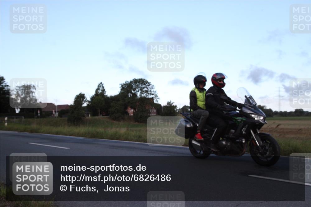 25.08.2024 - Elbe Triathlon Hamburg Fuchs,  Jonas http://msf.ph/oto/6826486 25.08.2024 08:53:50 Radfahren 161, 100, 169, 197 meine-sportfotos.de