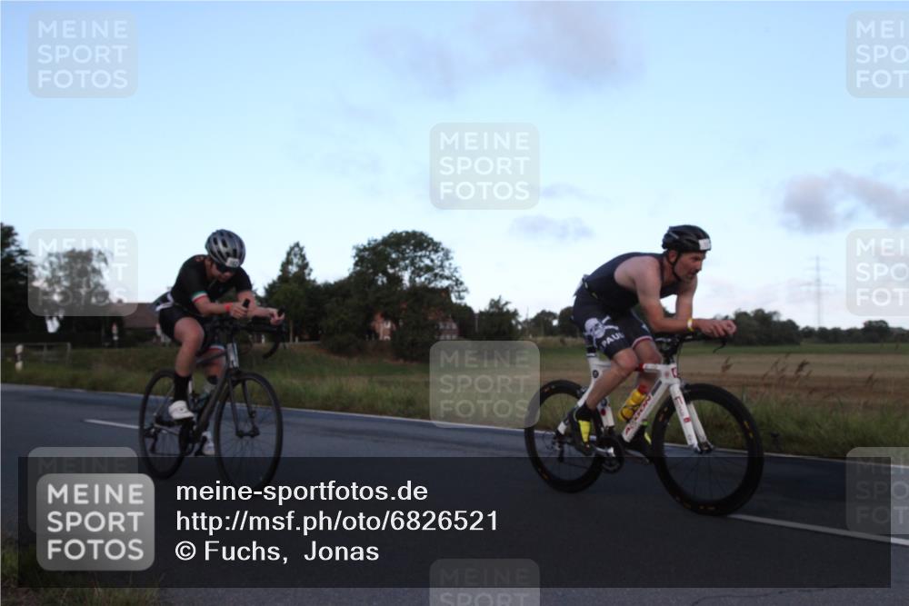 25.08.2024 - Elbe Triathlon Hamburg Fuchs,  Jonas http://msf.ph/oto/6826521 25.08.2024 08:54:28 Radfahren 92, 182, 81, 89 meine-sportfotos.de