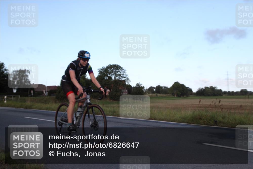 25.08.2024 - Elbe Triathlon Hamburg Fuchs,  Jonas http://msf.ph/oto/6826647 25.08.2024 08:56:46 Radfahren 35, 154, 150, 94 meine-sportfotos.de