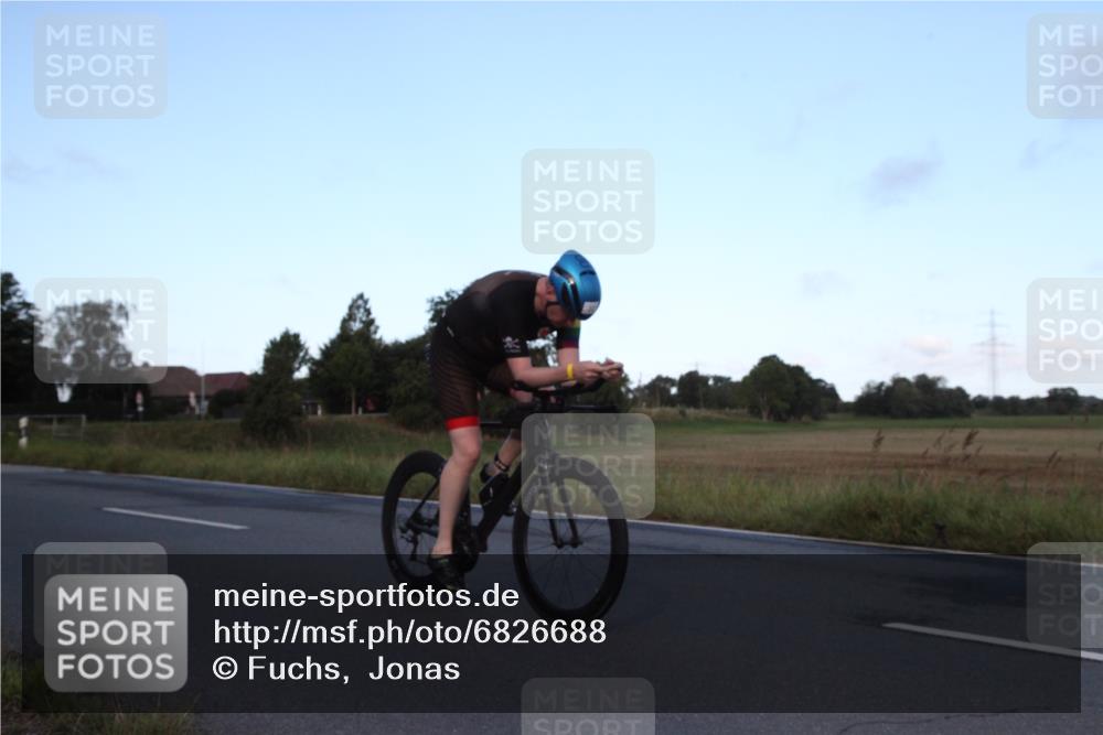 25.08.2024 - Elbe Triathlon Hamburg Fuchs,  Jonas http://msf.ph/oto/6826688 25.08.2024 08:57:21 Radfahren 193, 130, 74, 52, 61, 194, 138 meine-sportfotos.de