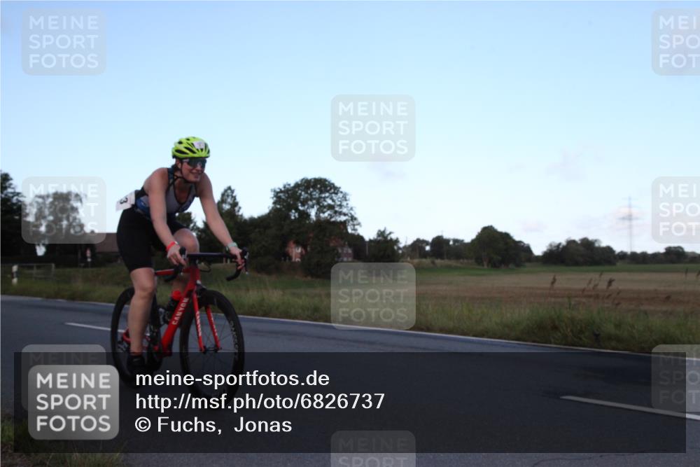 25.08.2024 - Elbe Triathlon Hamburg Fuchs,  Jonas http://msf.ph/oto/6826737 25.08.2024 08:58:14 Radfahren 137, 123, 114, 87 meine-sportfotos.de