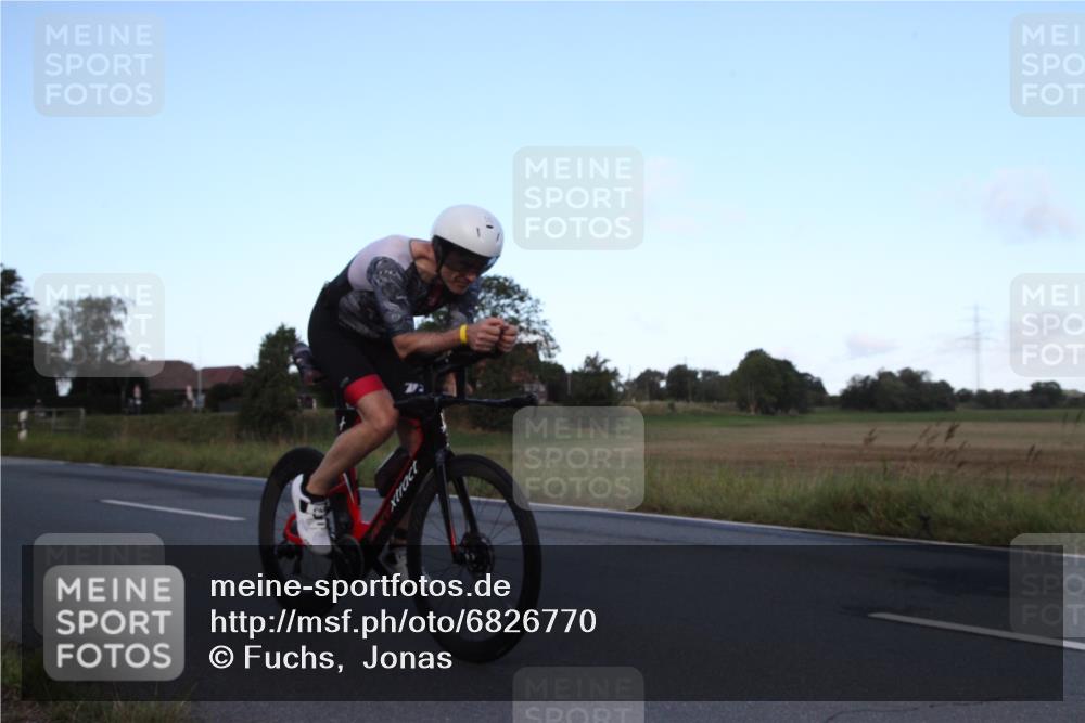 25.08.2024 - Elbe Triathlon Hamburg Fuchs,  Jonas http://msf.ph/oto/6826770 25.08.2024 08:59:16 Radfahren 55 meine-sportfotos.de