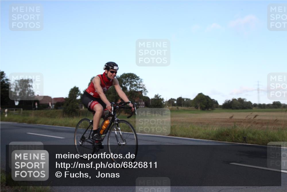 25.08.2024 - Elbe Triathlon Hamburg Fuchs,  Jonas http://msf.ph/oto/6826811 25.08.2024 09:00:29 Radfahren 119, 88, 163 meine-sportfotos.de