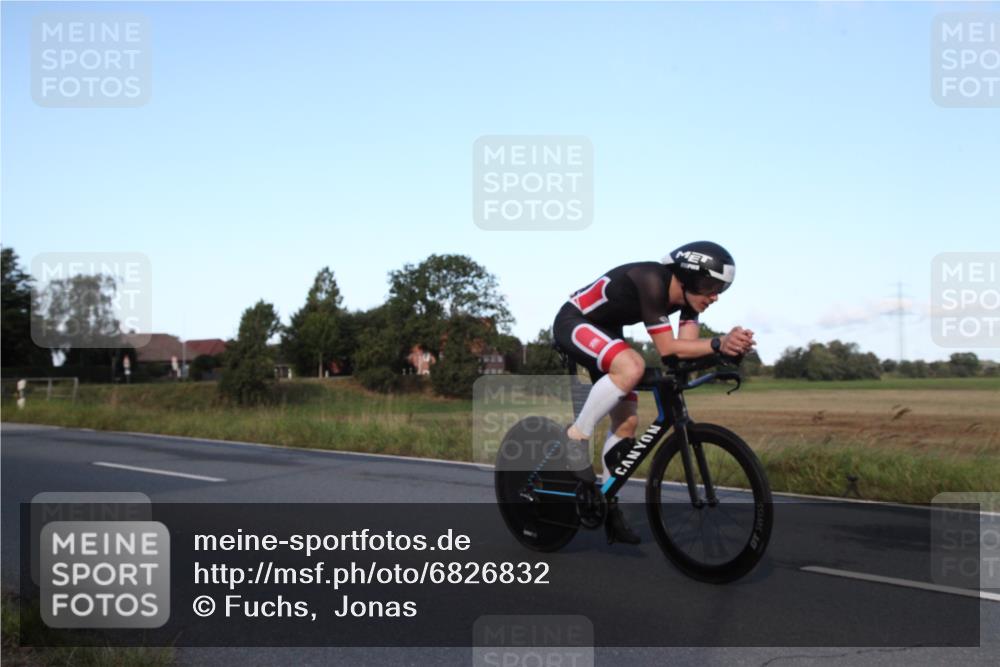25.08.2024 - Elbe Triathlon Hamburg Fuchs,  Jonas http://msf.ph/oto/6826832 25.08.2024 09:01:00 Radfahren 65, 44 meine-sportfotos.de