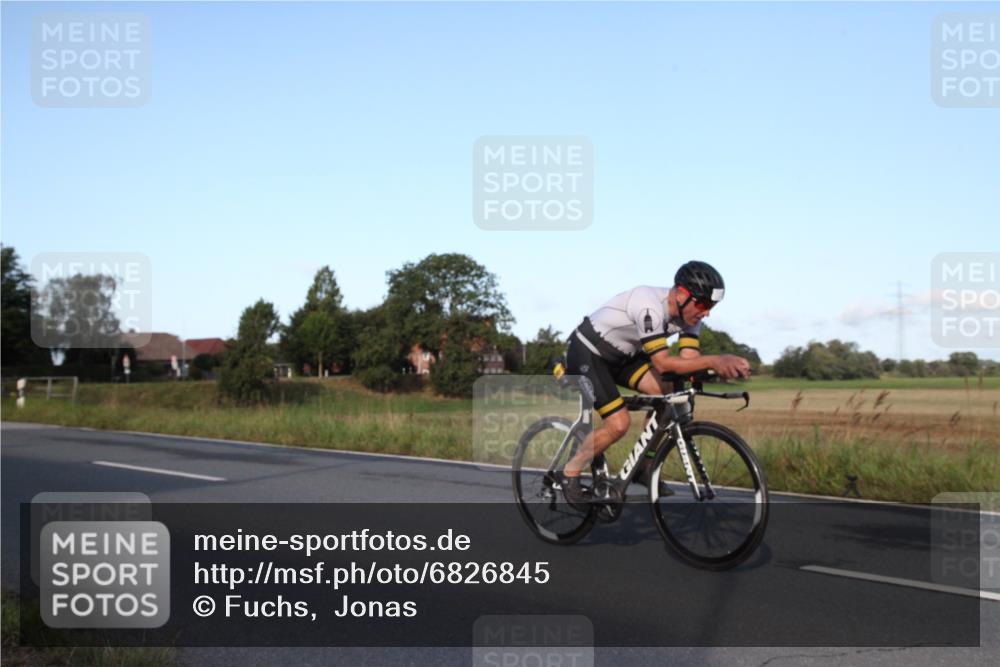 25.08.2024 - Elbe Triathlon Hamburg Fuchs,  Jonas http://msf.ph/oto/6826845 25.08.2024 09:01:37 Radfahren 72, 111 meine-sportfotos.de