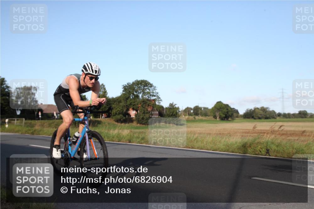 25.08.2024 - Elbe Triathlon Hamburg Fuchs,  Jonas http://msf.ph/oto/6826904 25.08.2024 09:03:46 Radfahren 156, 229, 107 meine-sportfotos.de