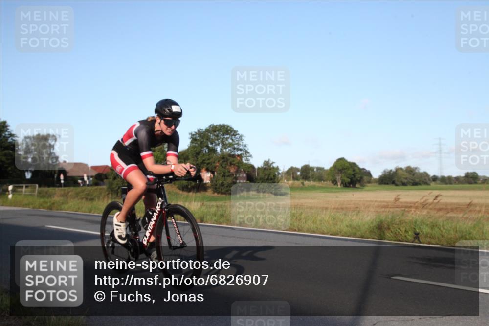 25.08.2024 - Elbe Triathlon Hamburg Fuchs,  Jonas http://msf.ph/oto/6826907 25.08.2024 09:03:47 Radfahren 156, 229, 107 meine-sportfotos.de