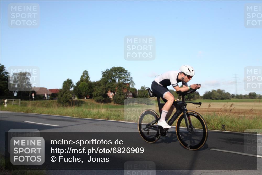 25.08.2024 - Elbe Triathlon Hamburg Fuchs,  Jonas http://msf.ph/oto/6826909 25.08.2024 09:03:58 Radfahren 257, 93 meine-sportfotos.de