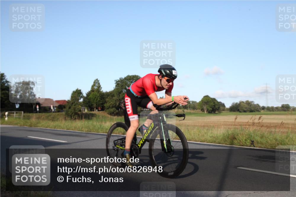 25.08.2024 - Elbe Triathlon Hamburg Fuchs,  Jonas http://msf.ph/oto/6826948 25.08.2024 09:05:35 Radfahren 242, 263, 232 meine-sportfotos.de