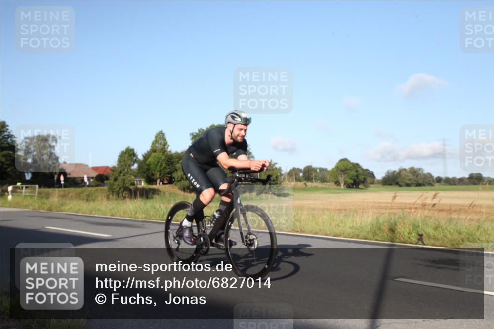 25.08.2024 - Elbe Triathlon Hamburg Fuchs,  Jonas http://msf.ph/oto/6827014 25.08.2024 09:07:10 Radfahren 313, 245 meine-sportfotos.de