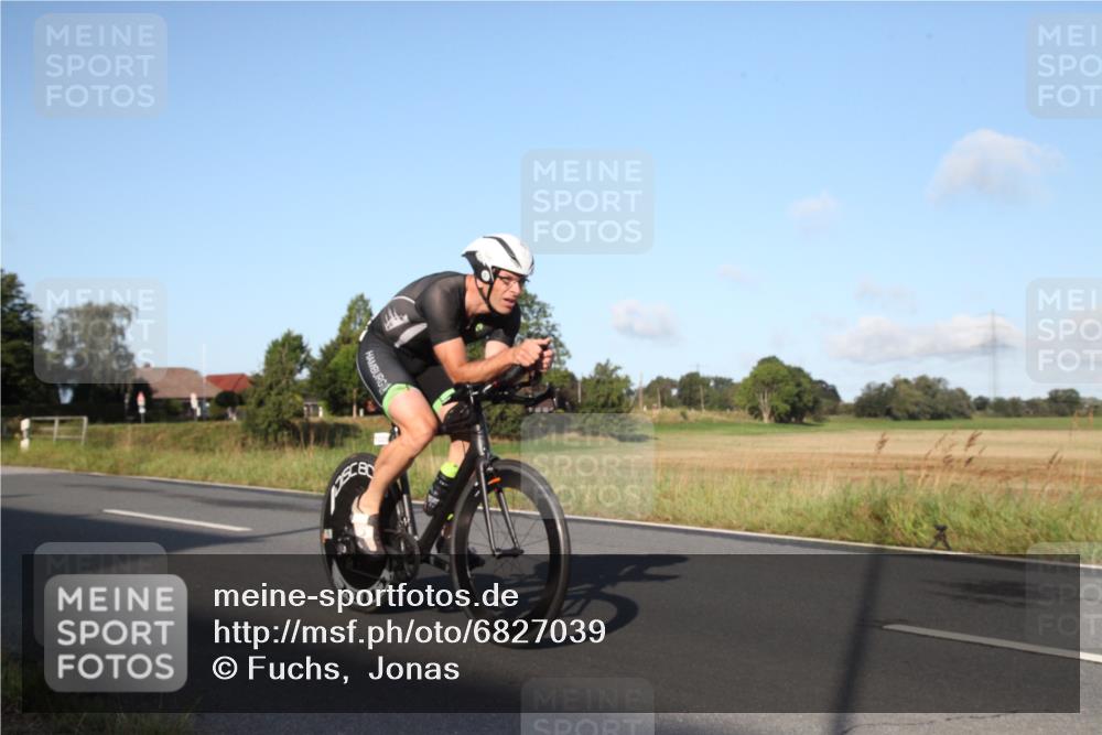 25.08.2024 - Elbe Triathlon Hamburg Fuchs,  Jonas http://msf.ph/oto/6827039 25.08.2024 09:07:31 Radfahren 203, 100, 298, 159, 316, 99 meine-sportfotos.de