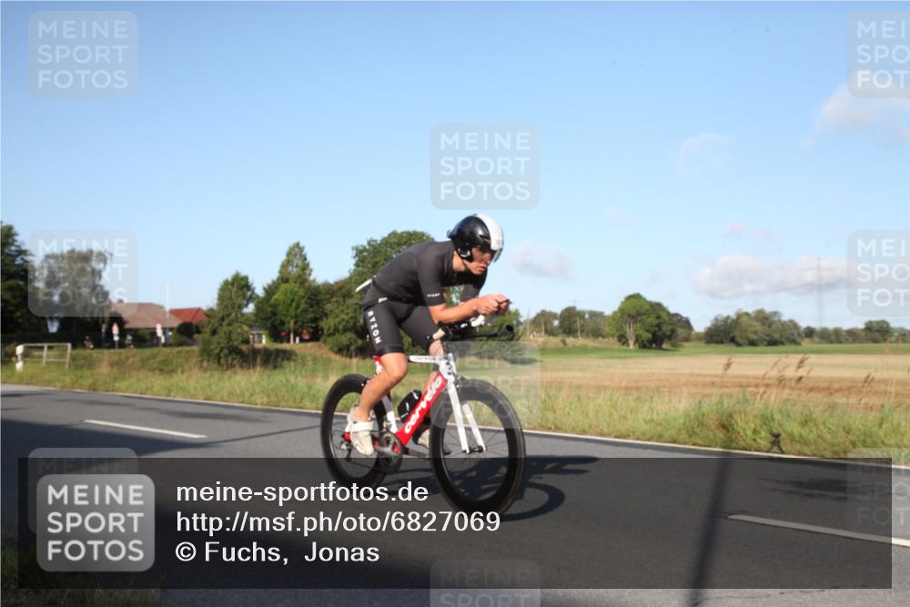 25.08.2024 - Elbe Triathlon Hamburg Fuchs,  Jonas http://msf.ph/oto/6827069 25.08.2024 09:07:52 Radfahren 89, 188, 197, 81, 294, 92 meine-sportfotos.de