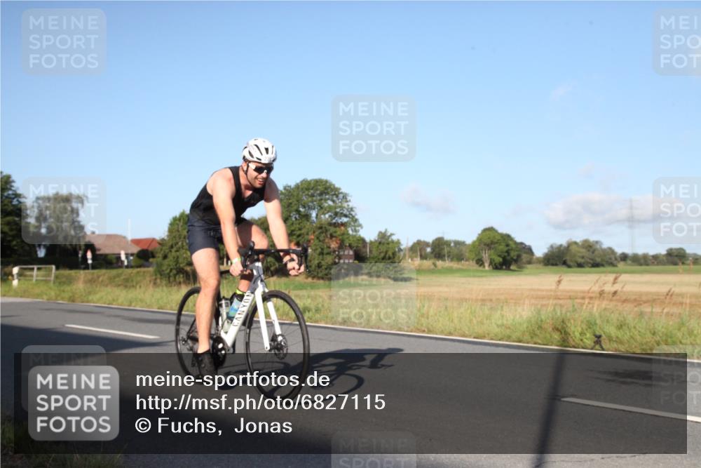 25.08.2024 - Elbe Triathlon Hamburg Fuchs,  Jonas http://msf.ph/oto/6827115 25.08.2024 09:08:18 Radfahren 204, 275, 236, 42, 153 meine-sportfotos.de