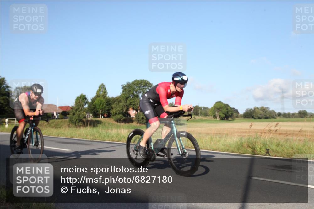 25.08.2024 - Elbe Triathlon Hamburg Fuchs,  Jonas http://msf.ph/oto/6827180 25.08.2024 09:09:01 Radfahren 283, 84, 56, 209, 241, 310 meine-sportfotos.de