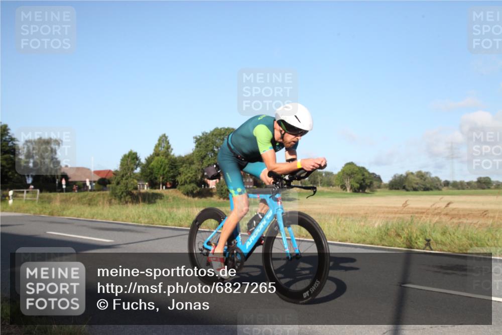 25.08.2024 - Elbe Triathlon Hamburg Fuchs,  Jonas http://msf.ph/oto/6827265 25.08.2024 09:10:00 Radfahren 45, 76, 202 meine-sportfotos.de