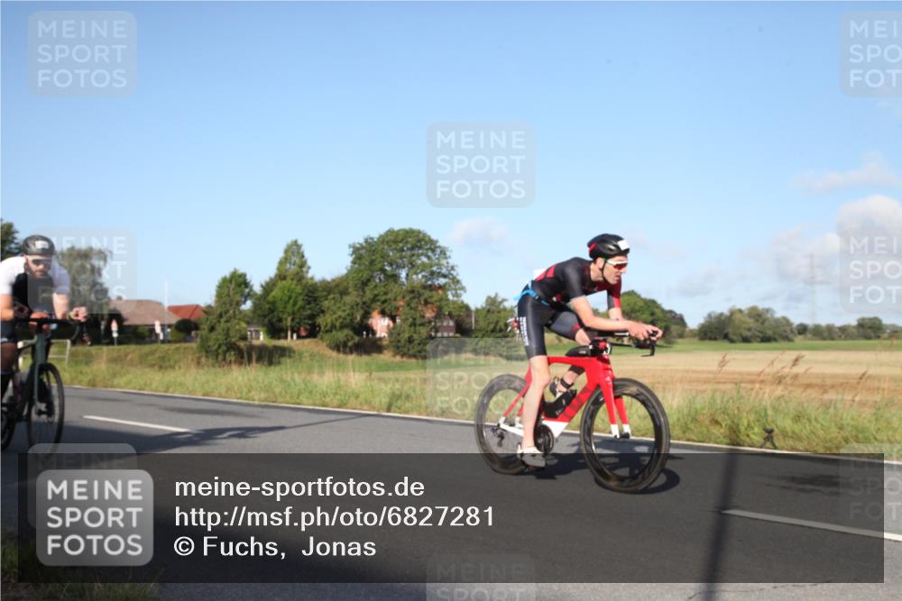 25.08.2024 - Elbe Triathlon Hamburg Fuchs,  Jonas http://msf.ph/oto/6827281 25.08.2024 09:10:10 Radfahren 95, 166, 64, 248, 60 meine-sportfotos.de