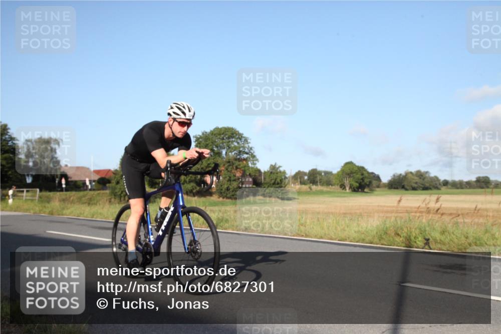 25.08.2024 - Elbe Triathlon Hamburg Fuchs,  Jonas http://msf.ph/oto/6827301 25.08.2024 09:10:26 Radfahren 35, 158, 258, 86 meine-sportfotos.de