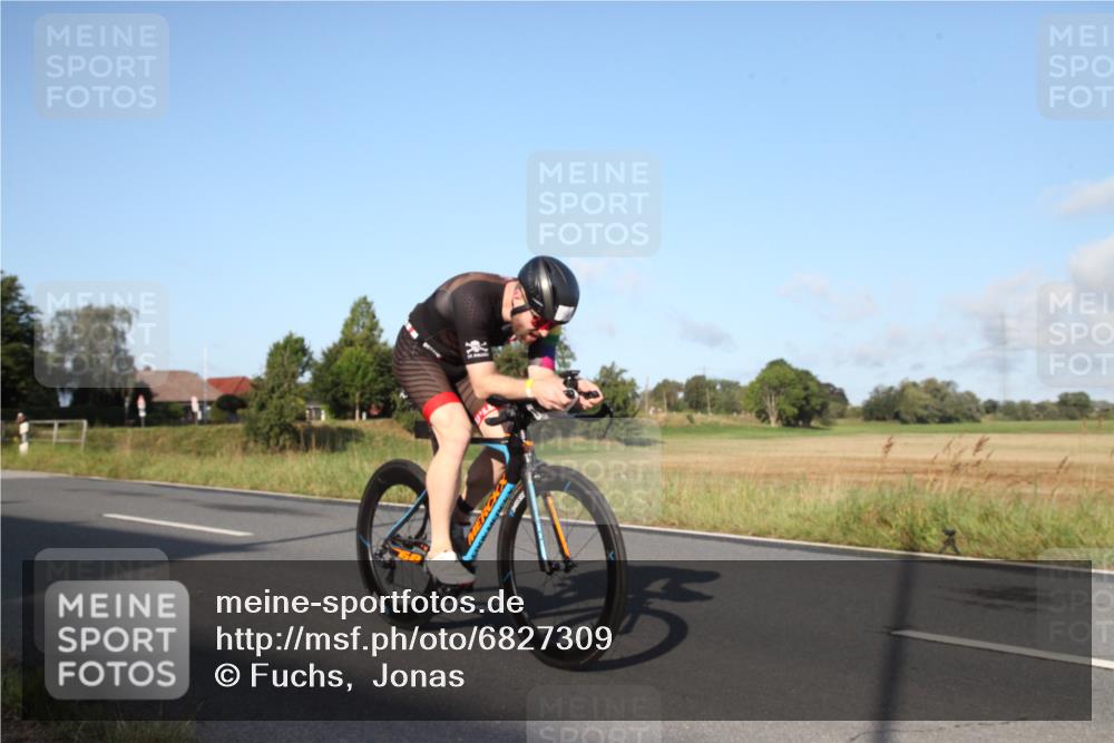 25.08.2024 - Elbe Triathlon Hamburg Fuchs,  Jonas http://msf.ph/oto/6827309 25.08.2024 09:10:35 Radfahren 94, 222 meine-sportfotos.de
