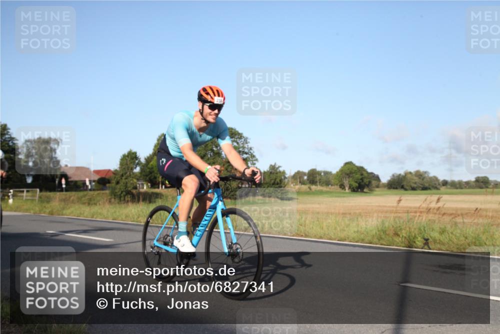 25.08.2024 - Elbe Triathlon Hamburg Fuchs,  Jonas http://msf.ph/oto/6827341 25.08.2024 09:10:58 Radfahren 238, 97, 284, 210 meine-sportfotos.de