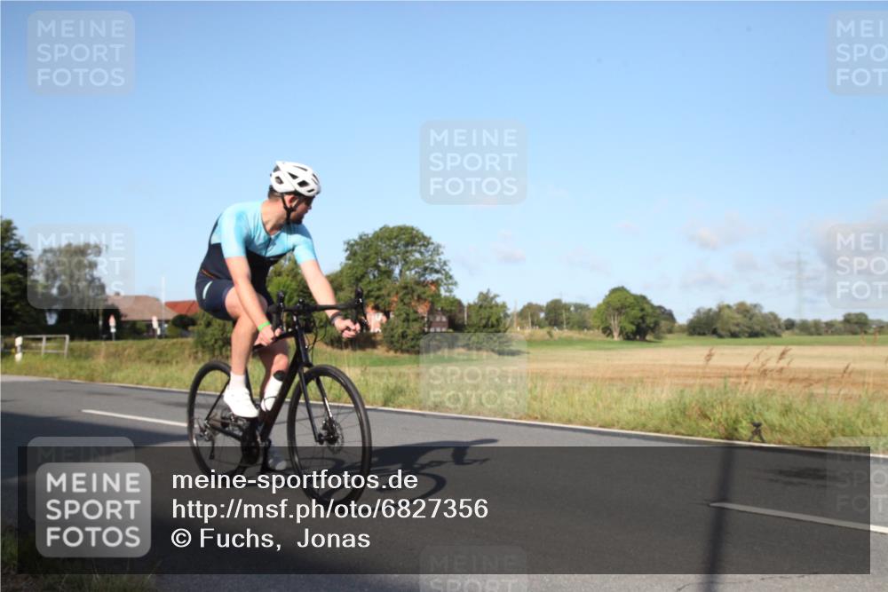 25.08.2024 - Elbe Triathlon Hamburg Fuchs,  Jonas http://msf.ph/oto/6827356 25.08.2024 09:11:16 Radfahren 134, 270, 47 meine-sportfotos.de