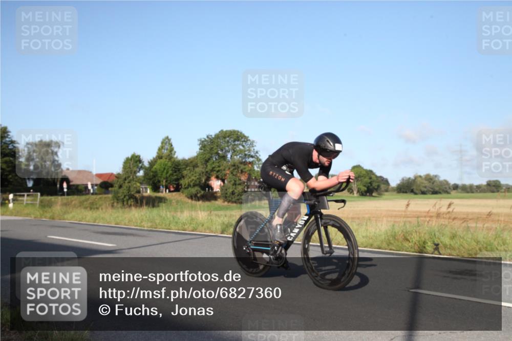 25.08.2024 - Elbe Triathlon Hamburg Fuchs,  Jonas http://msf.ph/oto/6827360 25.08.2024 09:11:19 Radfahren 270, 47, 318, 226 meine-sportfotos.de